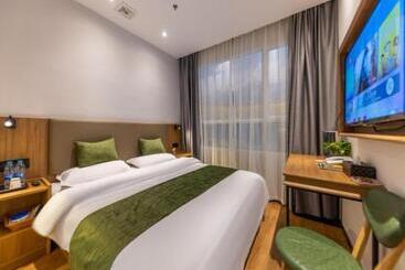 ホテル Greentree Inn Express Lanzhou West Passenger Station Lanzhou Center