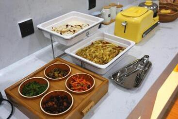 هتل Greentree Inn Luoyang Railway Station Wangfujing Wangcheng Park