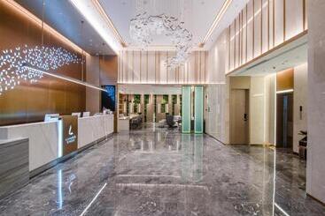 Lavande Hotel Kunming West Mountain Wanda Plaza
