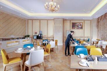Vienna Hotel Baoshan Yongchang Road