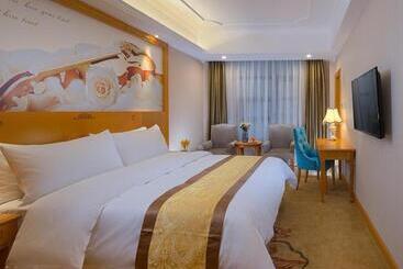 Vienna Hotel Chongqing Wanzhou Wanda Plaza