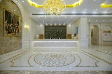 Vienna Hotel Ganzhou Economic Development Zone 1st Hospital West High Speed Railway Station