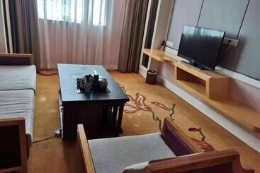Vienna Hotel Guangdong Huiyang Qiuchang Yingbin Road
