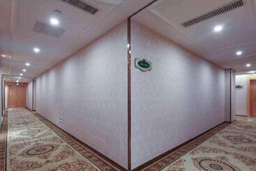 Vienna Hotel Guangdong Huiyang Qiuchang Yingbin Road