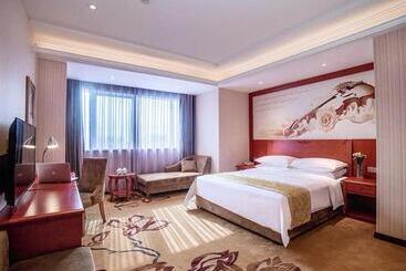 Vienna Hotel Hebei Qinhuangdao Hebei Street Taiyangcheng