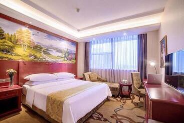 Vienna Hotel Hebei Qinhuangdao Hebei Street Taiyangcheng