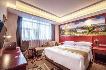 Vienna Hotel Hebei Qinhuangdao Hebei Street Taiyangcheng