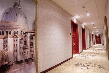 Vienna Hotel Hebei Qinhuangdao Hebei Street Taiyangcheng