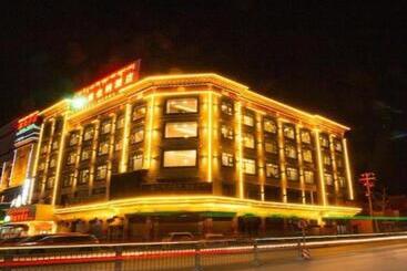Vienna Hotel Qinghai Yushu Tangfan Avenue