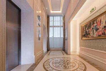 Vienna Hotel Yunnan Shangri La Ancient City