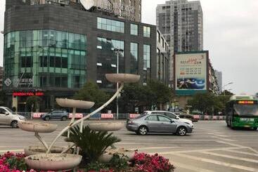 Chonpines Hotels·anshun Taixiang Baili