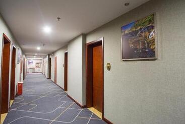 Chonpines Hotels·anshun Taixiang Baili