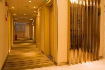 هتل City Comfort Inn Baise Urban And Rural University Town