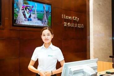 בית מלון כפרי City Comfort Inn Hezhou High Speed Railway Station