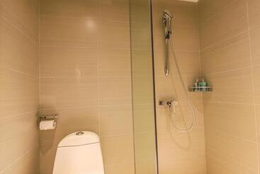 هتل City Comfort Inn Huanggang Polytechnic College Yi Ai Lake