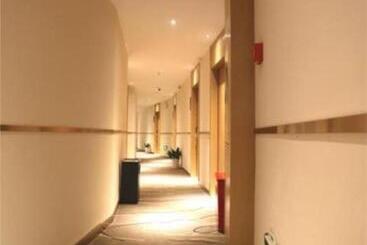 هتل City Comfort Inn Hunan Biological Electromechanical College East Station
