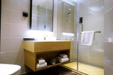 هتل City Comfort Inn Meishan Wanda Plaza