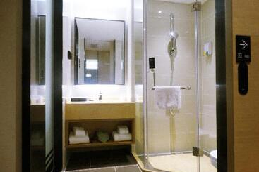هتل City Comfort Inn Meishan Wanda Plaza