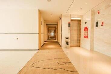 هتل City Comfort Inn Zhangjiakou Municipal Government High Speed Railway Station North Institute
