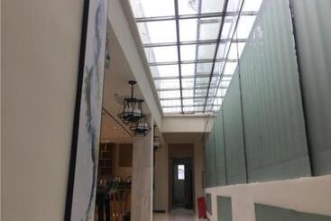 هتل City Comfort Inn Zhanjiang Leizhou Xihu Avenue
