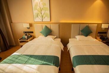 هتل Greentree Inn Jumang Plaza