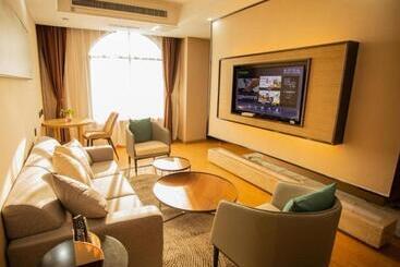 هتل Greentree Inn Jumang Plaza