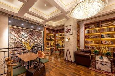هتل James Joyce Coffetel Anyang Railway Station Wenfeng Avenue Yinxu Scenic Spot