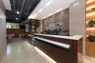هتل James Joyce Coffetel Beijing South Station Xingong Metro Station Dayue Chunfengli