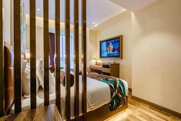 هتل James Joyce Coffetel· Xianyang Renmin Road Central Square Store