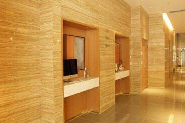 هتل Jinjiang Inn Select Xixian New Distict Century Avenue