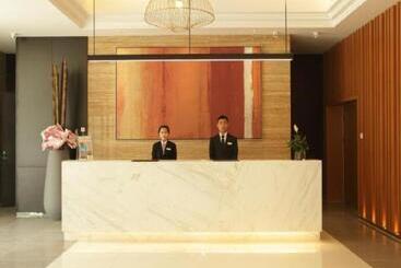 هتل Jinjiang Inn Select Xixian New Distict Century Avenue