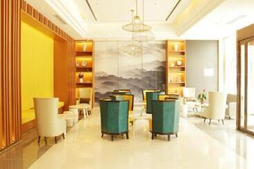 هتل Jinjiang Inn Select Xixian New Distict Century Avenue