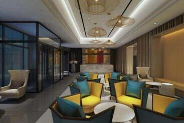 هتل Jinjiang Inn Select Xixian New Distict Century Avenue