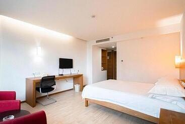 هتل Jinjiang Inn Style Huizhou Xihu Park Walking Street