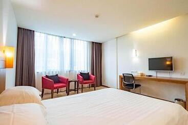 هتل Jinjiang Inn Style Huizhou Xihu Park Walking Street
