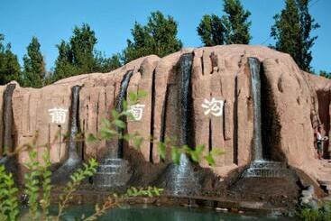 هتل Jinjiang Inn Style Turpan Qingnian Road
