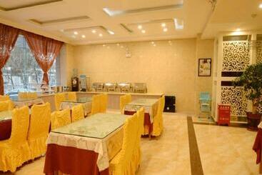 هتل Jinjiang Inn Style Turpan Qingnian Road