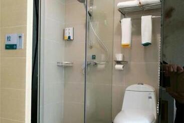 هتل Jtour Inn Huanggang Wanda Plaza