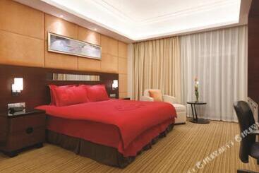 酒店 Ramada Plaza By Wyndham Lianyungang