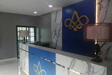 هتل Roomquest Prachin Buri Rojana