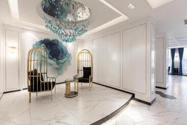 هتل Xana Deluxe Shangqiu Ancient Town