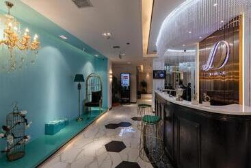 هتل Xana Deluxe Shangqiu Ancient Town