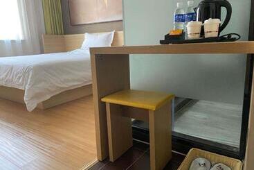 Iu Hotels· Taiyuan Qianfeng Nan Road