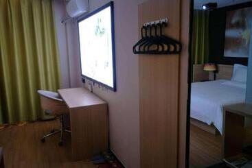 Iu Hotels· Taiyuan Qianfeng Nan Road