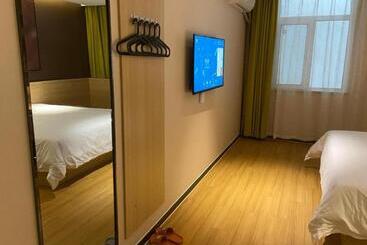 Iu Hotels· Taiyuan Qianfeng Nan Road