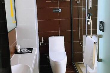 Iu Hotels· Taiyuan Qianfeng Nan Road