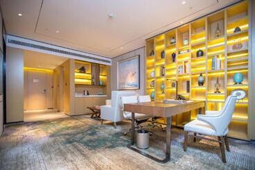 Lakehome Hotel Konggang