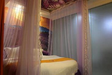 Pai Hotel·chongqing Jiangbei Airport Changfu Road Light Rail Station