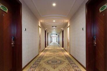 Vienna Hotel Tongliao Ke Erqin