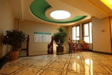 هتل Greentree Inn Taiyuan East Binhe Road Xiaodian High Speed Mouth Express